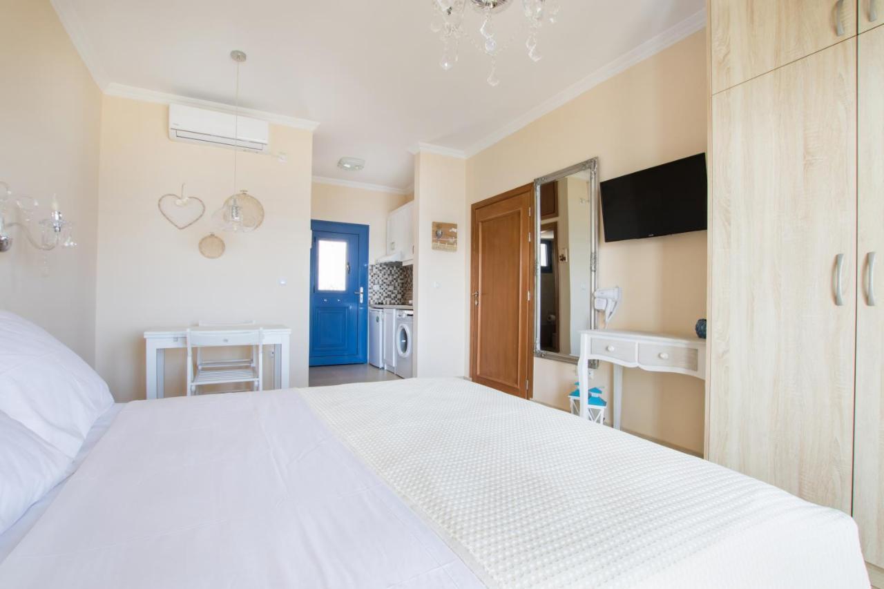 Beachfront Apartments Karpathos Extérieur photo