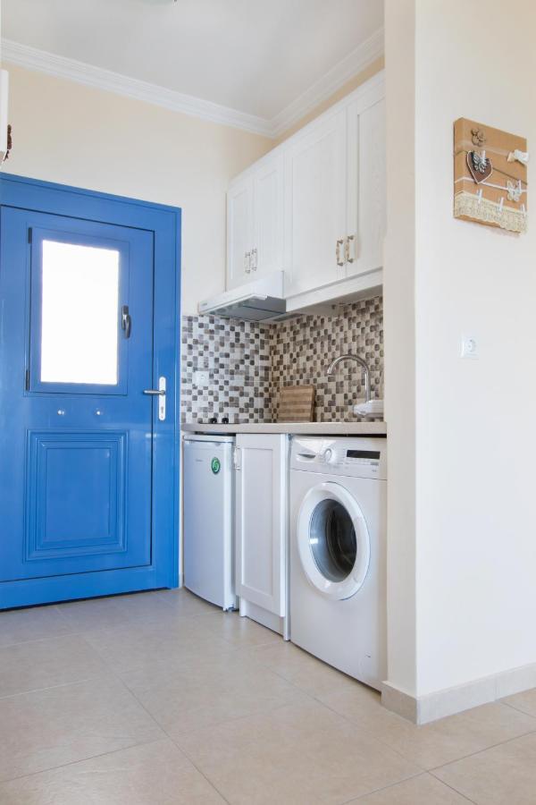 Beachfront Apartments Karpathos Extérieur photo